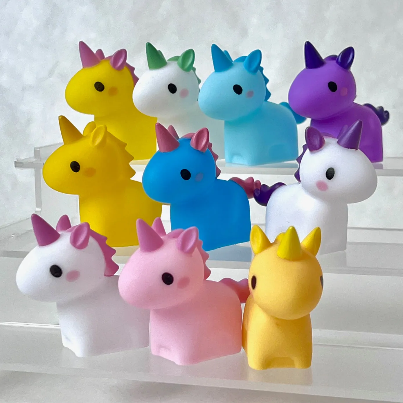 72005 UNICORN FIGURINES-50