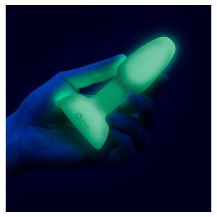 b-Vibe Asstronaut Glow-In-The-Dark Butt Play Set