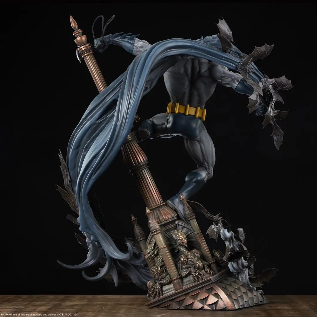 Batman™ Premium Format™ statue by Sideshow Collectibles