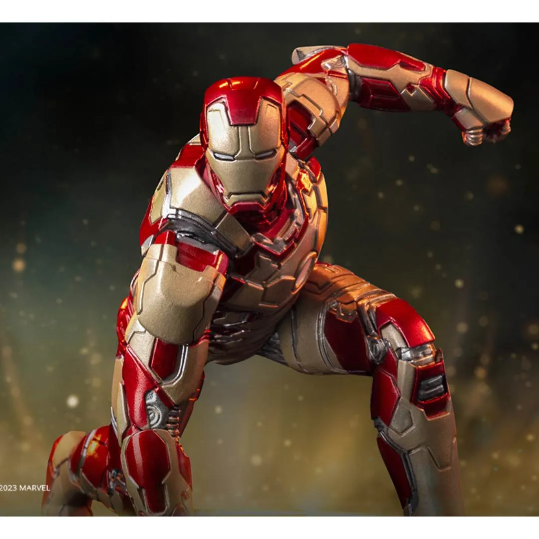 CCXP 23 Exclusive Iron Man MK 42 Statue by Iron Studios