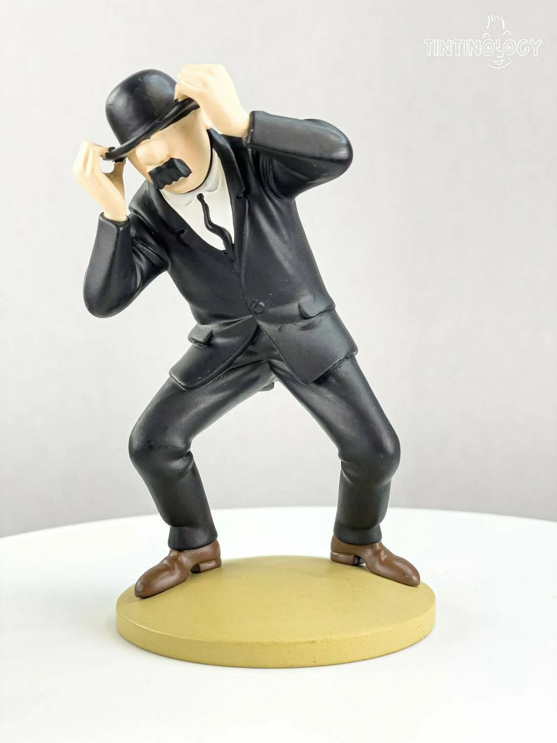 Tintin Figurines Officielle # 4 Thomson Struggling Herge model ML resin Figure